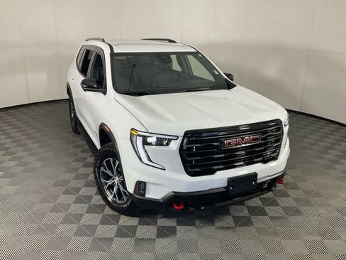 Used 2025 GMC Acadia AT4 AWD/4WD image 42
