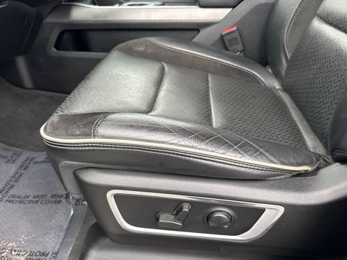 Used 2022 RAM 1500 Laramie w/ Sport Appearance Package AWD/4WD image 14