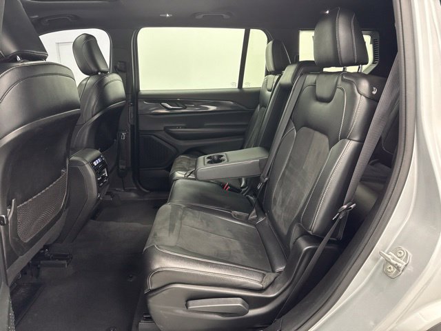 Used 2023 Jeep Grand Cherokee L Laredo AWD/4WD image 28