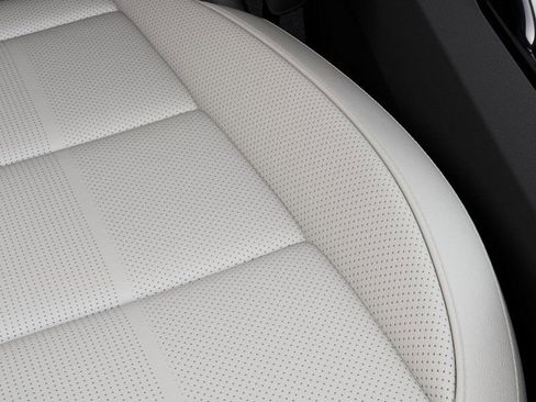 New 2025 Kia Telluride SX w/ SX Captain's Chair Package FWD image 24