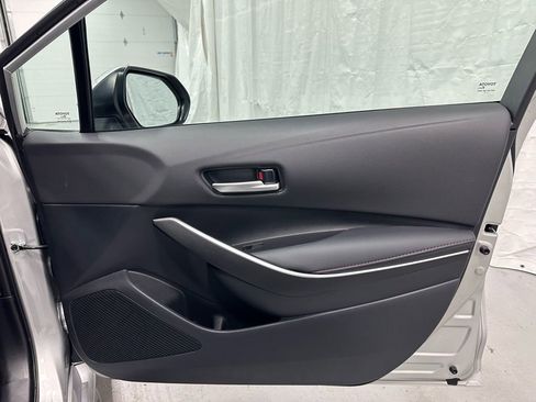 Used 2025 Toyota Corolla SE image 54