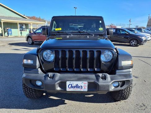 Used 2018 Jeep Wrangler Unlimited Sport S image 2