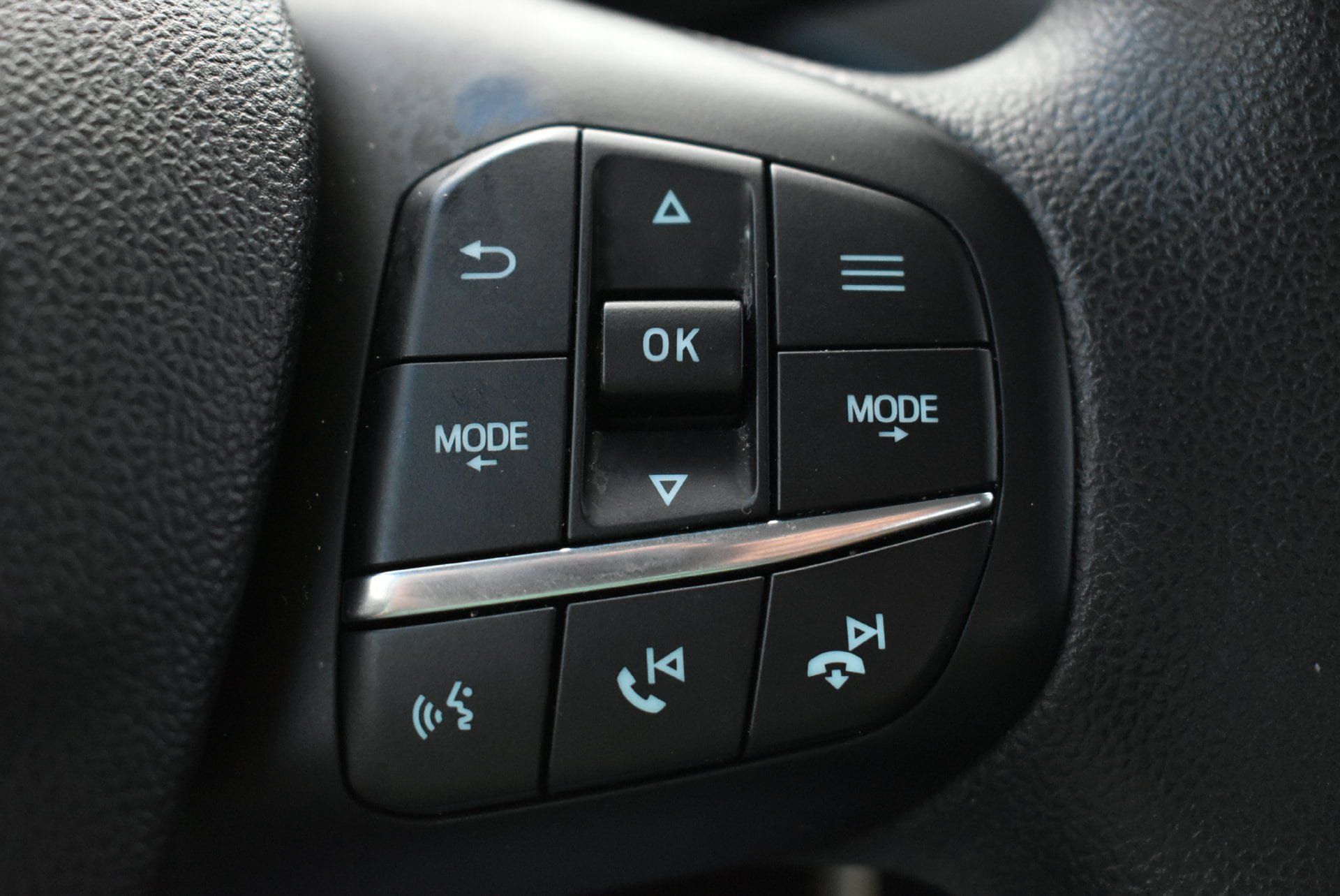 Used 2025 Ford Maverick XL w/ Equipment Group 102A AWD/4WD image 20