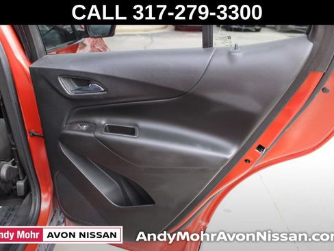 Used 2020 Chevrolet Equinox LT FWD image 23
