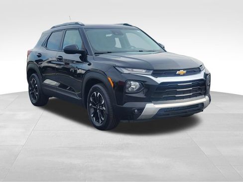 Used 2022 Chevrolet TrailBlazer LT w/ Convenience Package FWD image 7