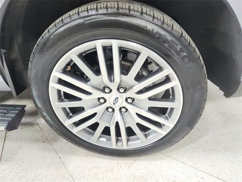 Used 2024 Ford Expedition Limited image 46