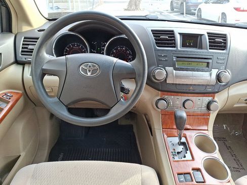 Used 2008 Toyota Highlander 4WD image 9
