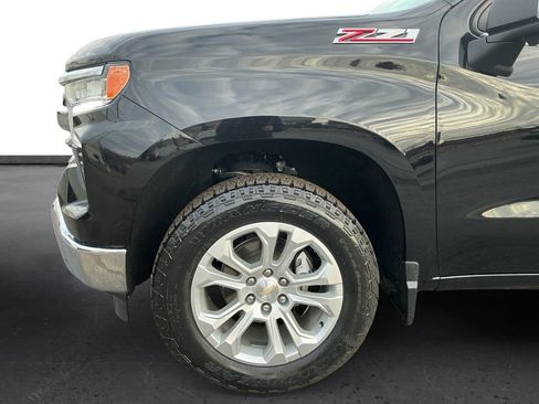 Used 2023 Chevrolet Silverado 1500 LTZ image 13