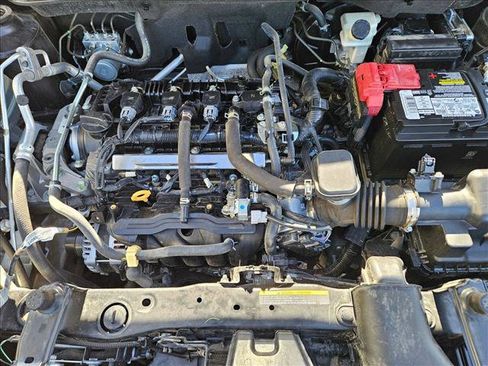 Used 2019 Nissan Kicks SR w/ Exterior Package image 21