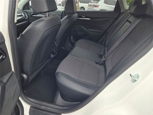 Used 2025 Kia Seltos S FWD image 23