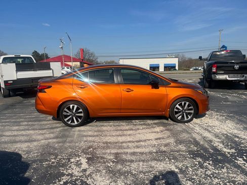 Used 2021 Nissan Versa SR w/ Trunk Package FWD image 2