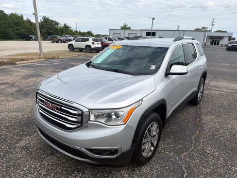 Used 2019 GMC Acadia SLE FWD image 1