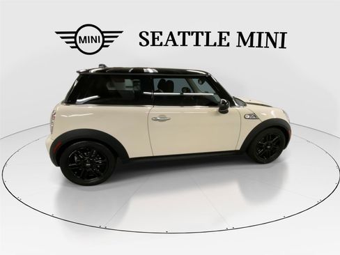 Used 2013 MINI Cooper S image 12