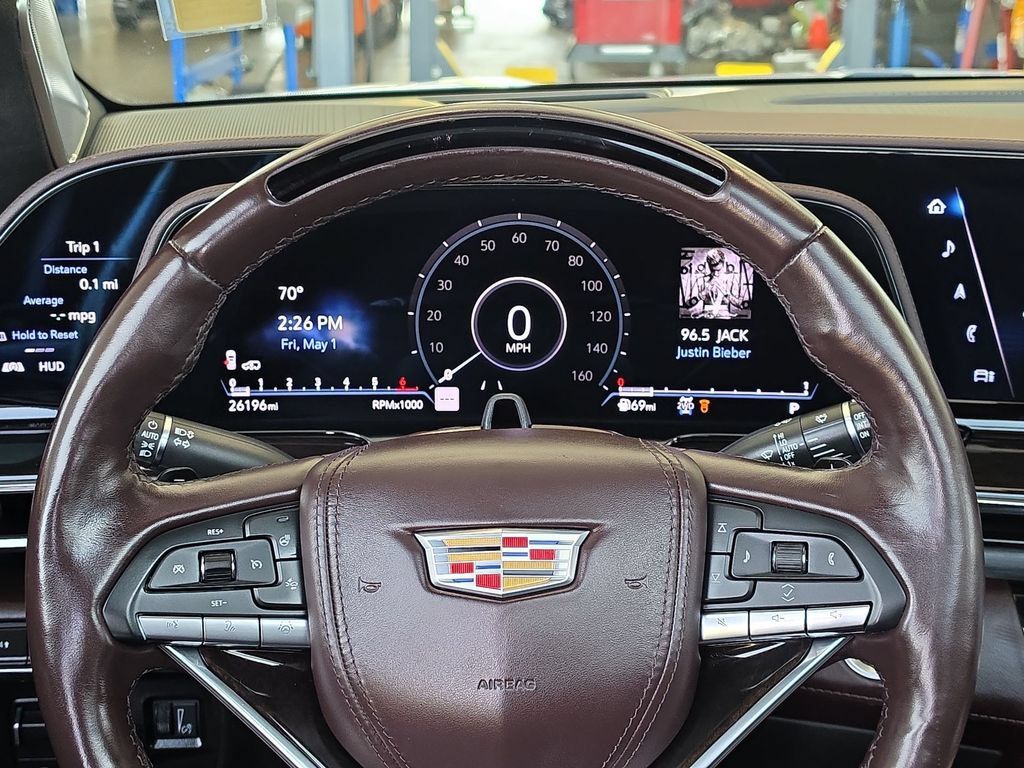 Certified 2024 Cadillac Escalade Sport Platinum w/ Heavy-Duty Trailer Package AWD/4WD image 12