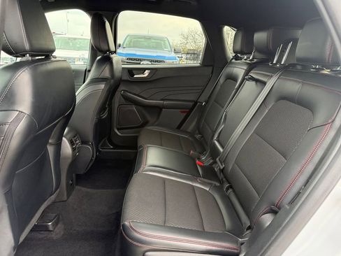 Used 2025 Ford Escape ST-Line image 4