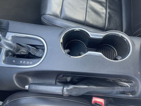 Used 2022 Ford Mustang Premium image 28