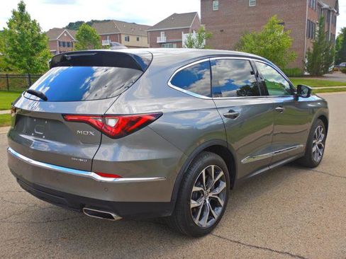 Used 2023 Acura MDX SH-AWD w/ Technology Package image 4