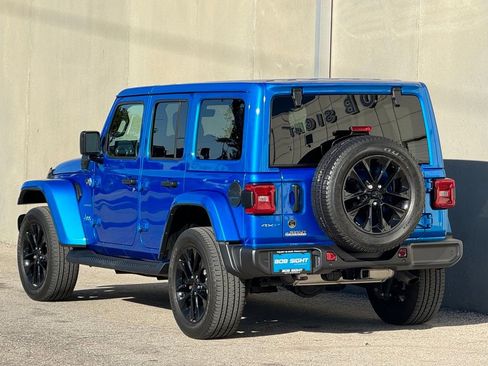 Used 2021 Jeep Wrangler Unlimited Sahara w/ Cold Weather Group image 30