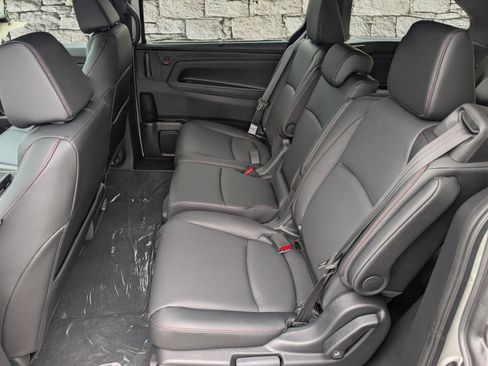 New 2026 Honda Odyssey Sport-L image 17