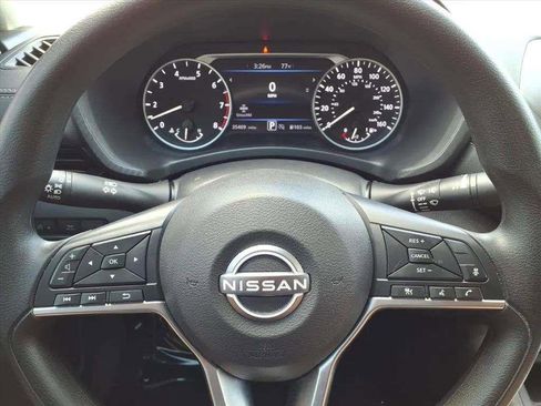 Used 2024 Nissan Sentra SV image 14