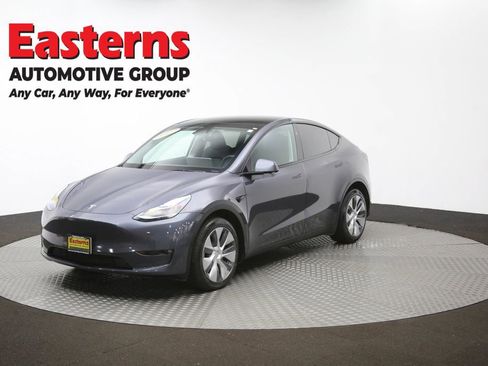 Used 2023 Tesla Model Y Long Range image 54