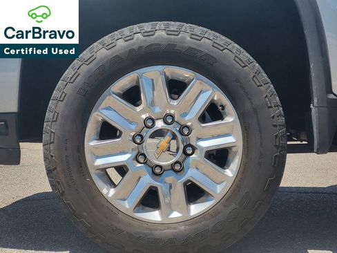 Certified 2024 Chevrolet Silverado 2500 High Country w/ High Country Premium Package AWD/4WD image 7