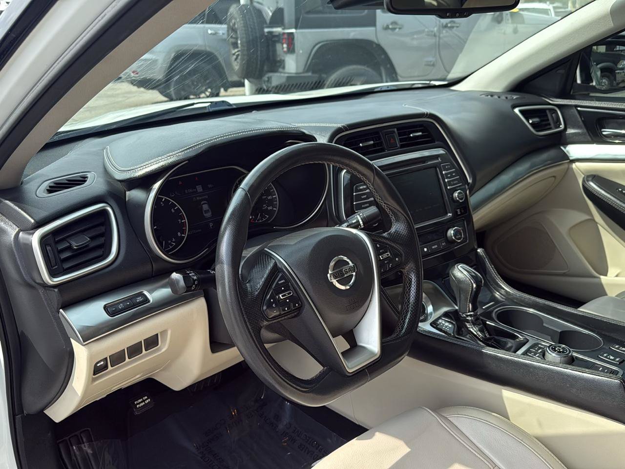 Used 2021 Nissan Maxima 3.5 SV w/ Floor Mat Group FWD image 8