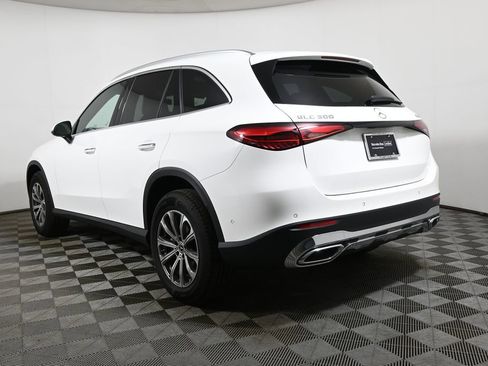 Certified 2026 Mercedes-Benz GLC 300 4MATIC image 5