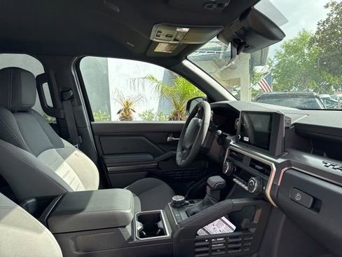 Used 2025 Toyota Tacoma TRD Off-Road AWD/4WD image 11