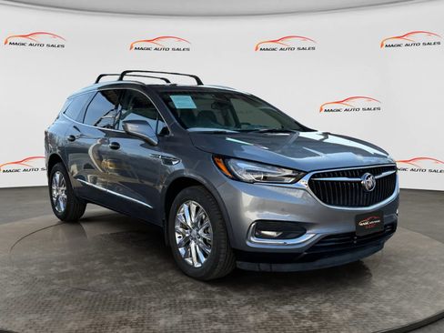 Used 2019 Buick Enclave Premium AWD/4WD image 5