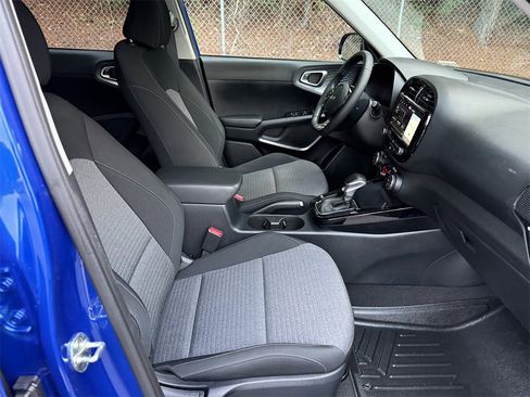 Used 2022 Kia Soul GT-Line image 13