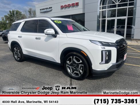 Used 2023 Hyundai Palisade SEL image 2