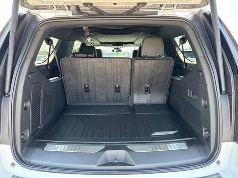 New 2025 Chevrolet Suburban Premier w/ Sun And Tow Package RWD image 21