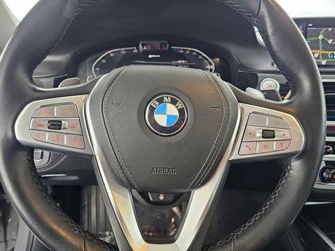 Used 2020 BMW 745e xDrive AWD/4WD image 22
