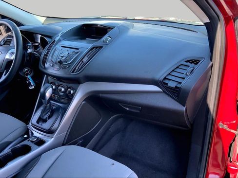 Used 2015 Ford Escape SE FWD image 17