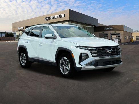 Certified 2025 Hyundai Tucson SEL image 11