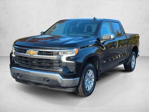 Used 2023 Chevrolet Silverado 1500 LT image 1