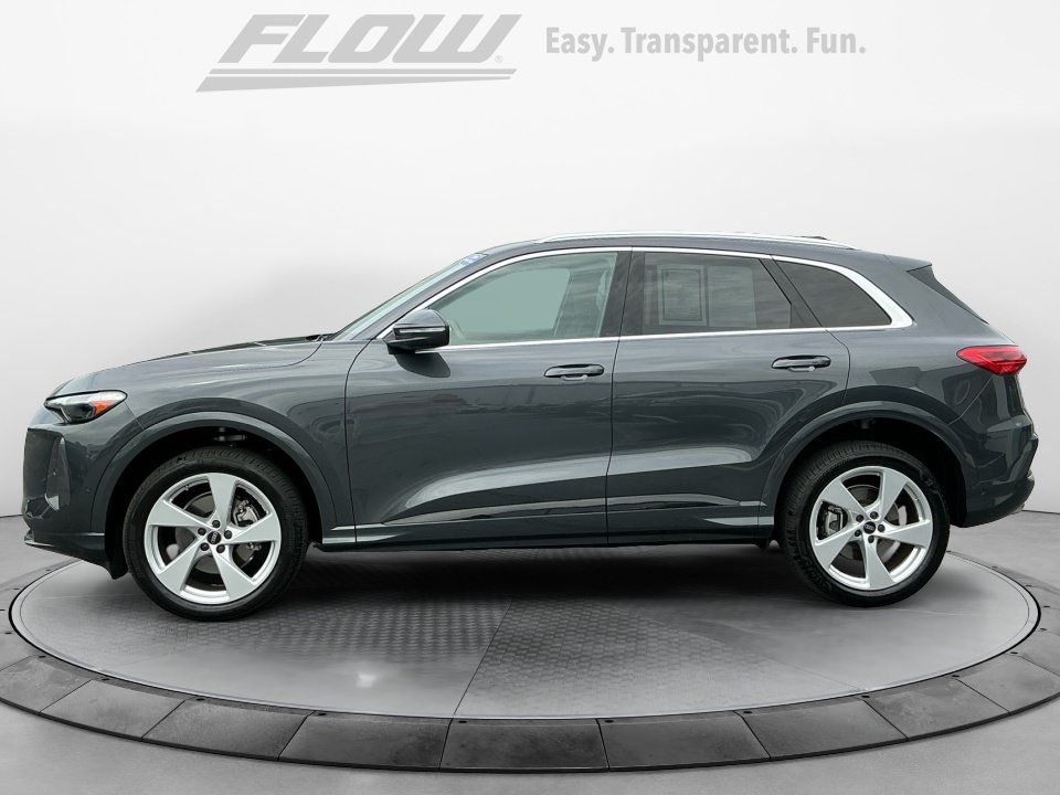 Used 2025 Audi Q5 Premium Plus AWD/4WD image 5