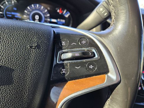 Used 2019 Cadillac Escalade Luxury image 33