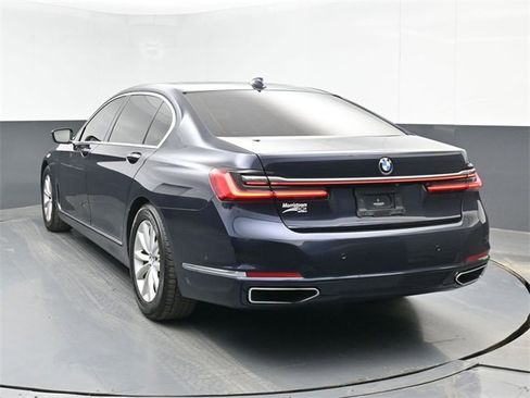 Used 2020 BMW 740i xDrive 740i xDrive w/ Cold Weather Package image 12