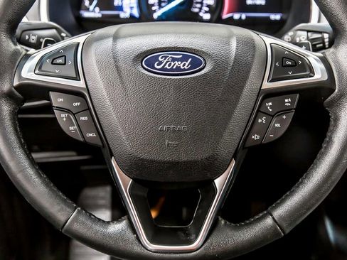 Used 2020 Ford Edge SEL AWD/4WD image 35