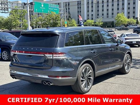 Used 2021 Lincoln Aviator Reserve w/ Equipment Group 202A AWD/4WD image 3