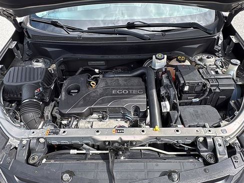 Used 2018 Chevrolet Equinox LT FWD image 37