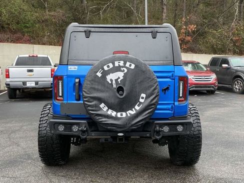 Used 2022 Ford Bronco Black Diamond image 5