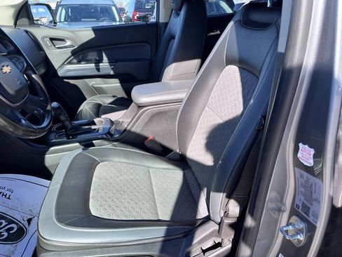 Used 2021 Chevrolet Colorado Z71 image 10