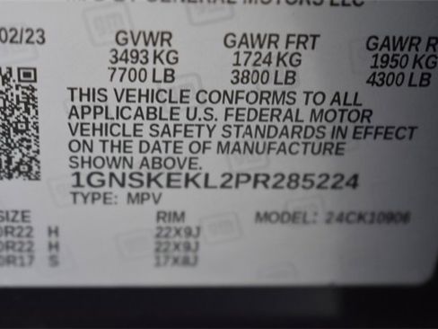 Certified 2023 Chevrolet Suburban RST w/ Sport Performance Package image 43