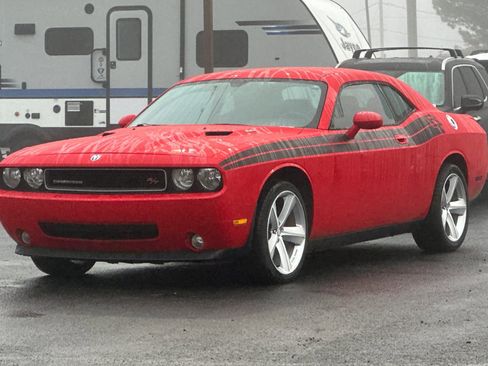 Used 2009 Dodge Challenger R/T image 8
