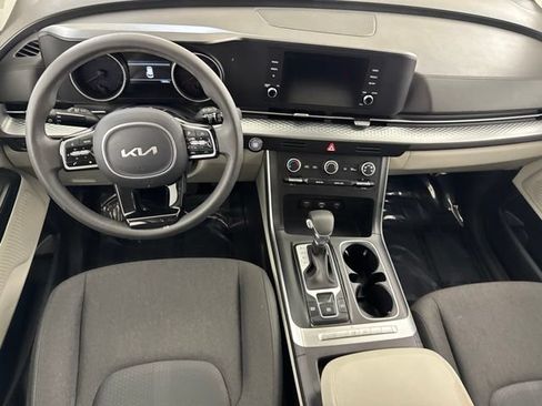 Certified 2024 Kia Carnival LX FWD image 24