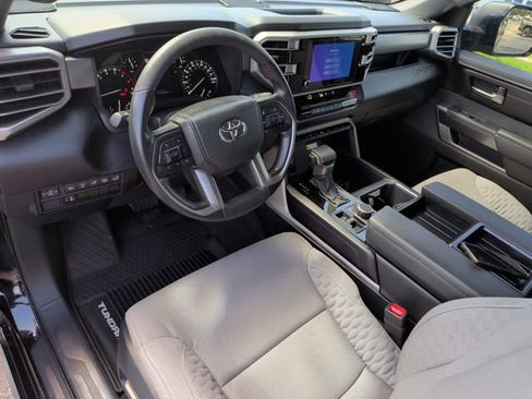 Used 2025 Toyota Tundra SR5 w/ SR5 Convenience Package AWD/4WD image 17