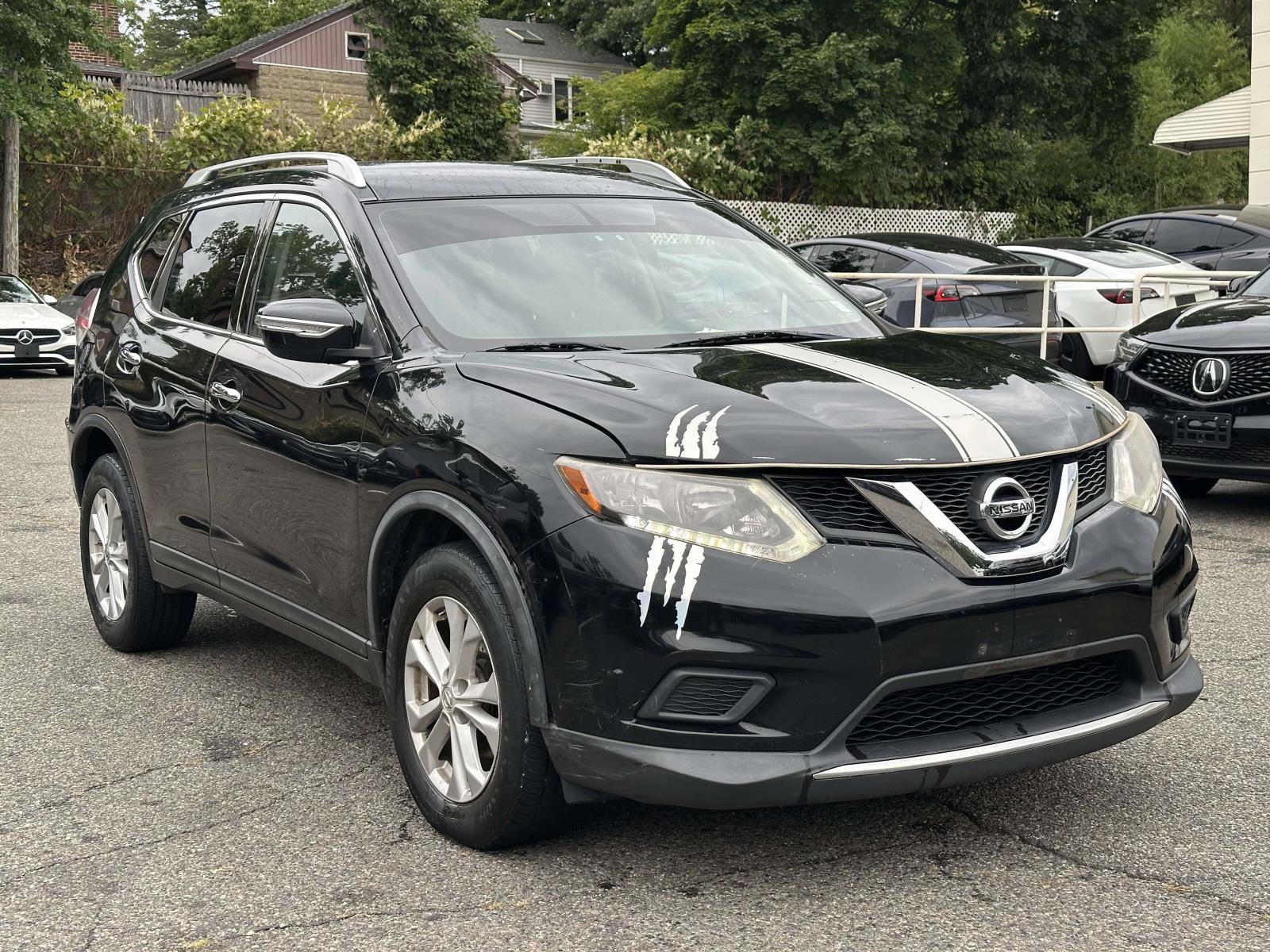 Used 2015 Nissan Rogue SV AWD/4WD image 1